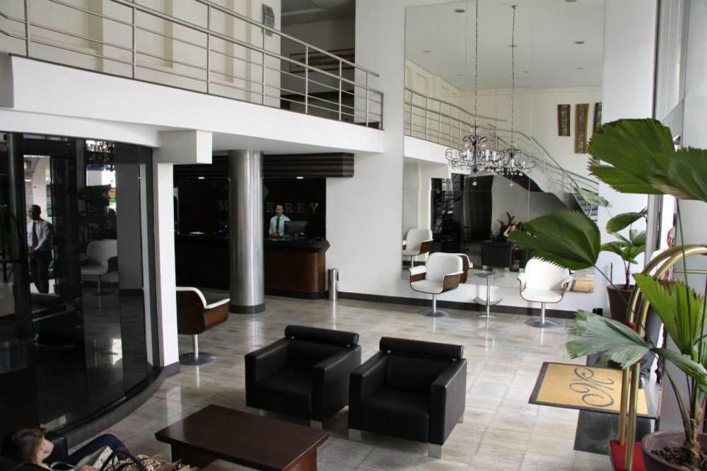 Hotel Monte Rey มอนเตสกลารอส ภายนอก รูปภาพ