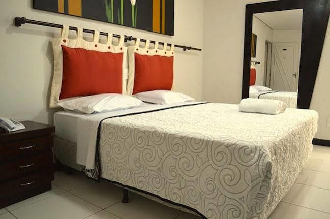 Hotel Monte Rey มอนเตสกลารอส ภายนอก รูปภาพ